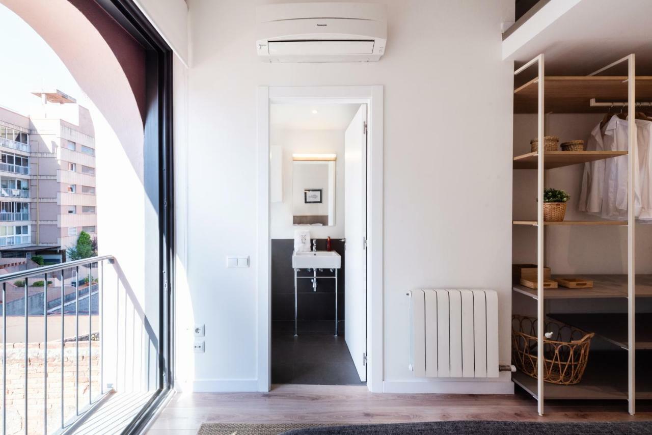 Petit Luxe Tobella Esquerra Apartment Terrassa Bagian luar foto