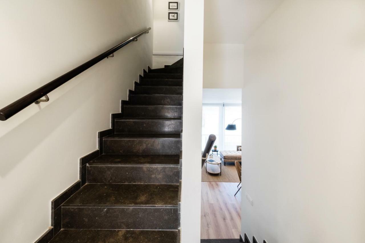 Petit Luxe Tobella Esquerra Apartment Terrassa Bagian luar foto