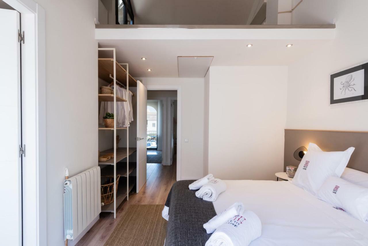 Petit Luxe Tobella Esquerra Apartment Terrassa Bagian luar foto